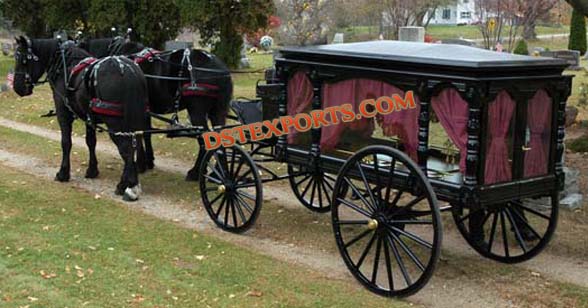 GRAND FUNERAL HORSE CARRIAGE