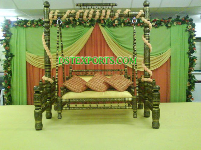 INDIAN WEDDING BLACKGOLD SWING