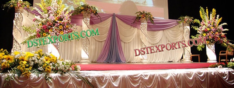 WEDDING STAGE CRYSTAL FIBER PILLARS