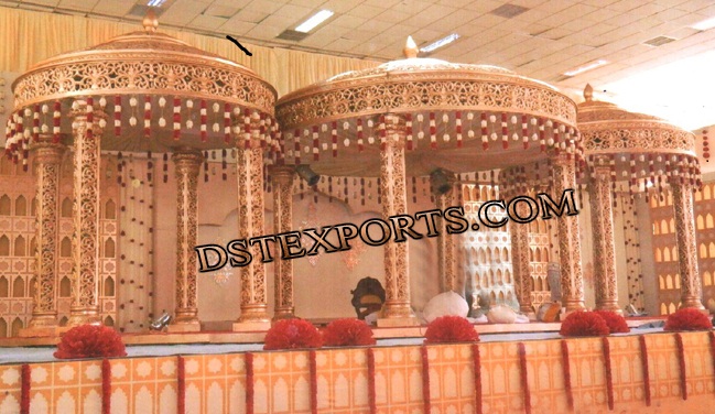 ROYAL INDIAN WEDDING GOLD MANDAP