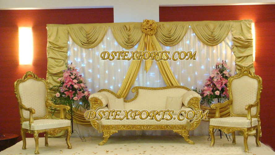 MUSLIM WEDDING GOLD STAGE