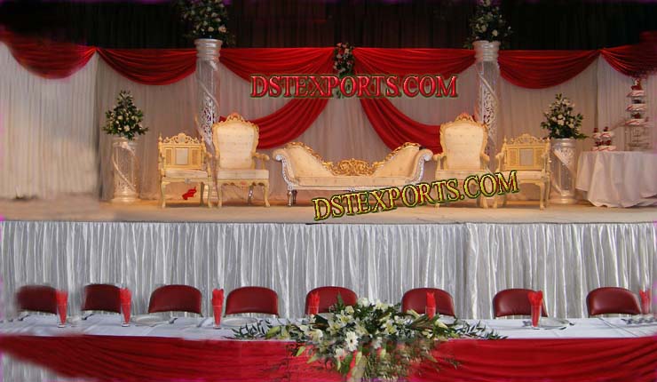 STYLISH MUGHAL WEDDING STAGE