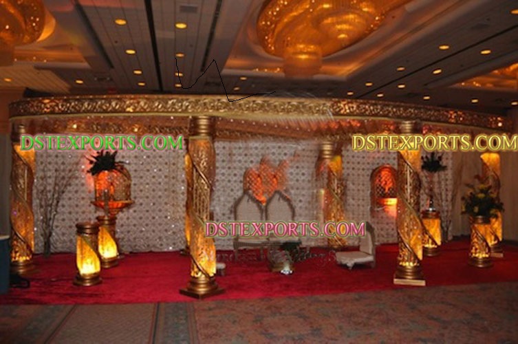 WEDDING SIX PILLAR CRYSTAL MANDAP