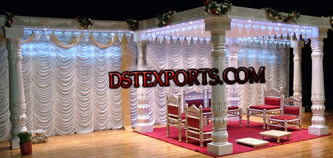 WEDDING ROYAL SIX PILLARS MANDAP