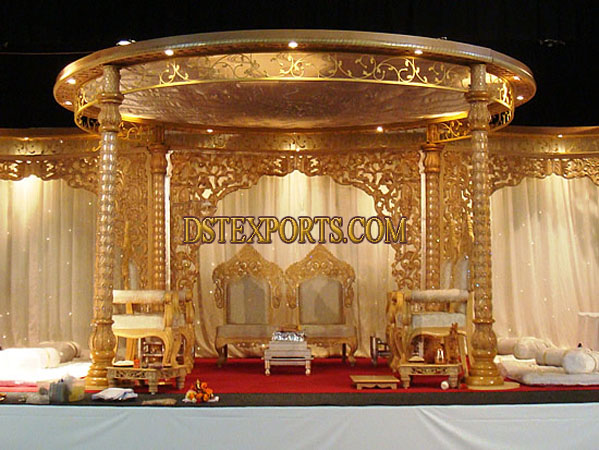 WEDDING GOLDEN WOODEN CARVED MANDAP