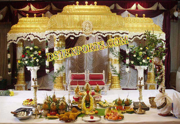 WEDDING GOLDEN TEMPLE MANDAP