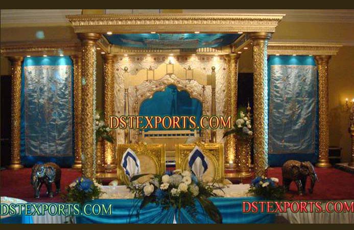 INDIAN WEDDING GOLD MANDAP