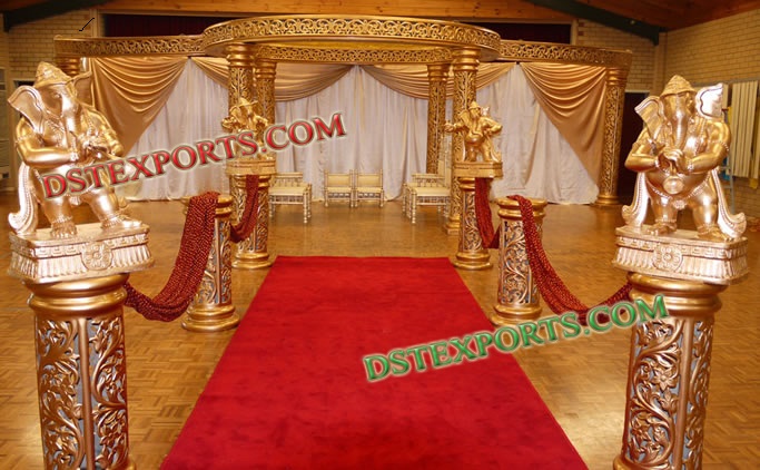 WEDDING GOLDEN CARVED STYLE MANDAP