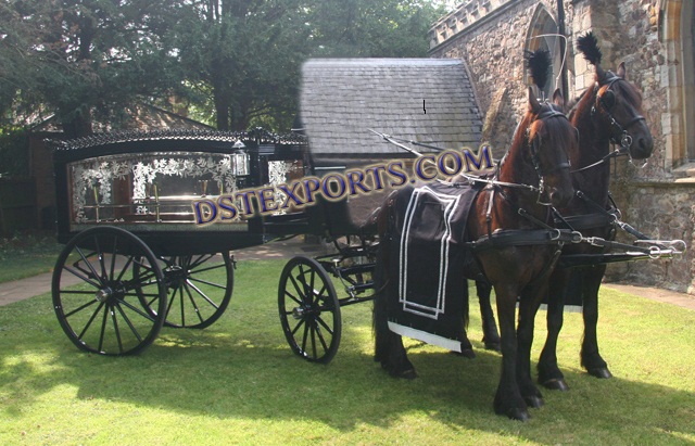 GOLDEN SUNSET TOURING CARRIAGE