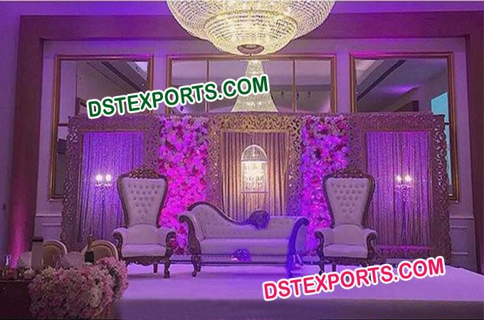 English Wedding Golden Frames Stage