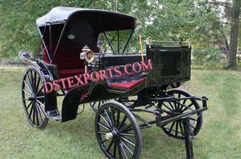 Elegent Black Two Seater Carriages