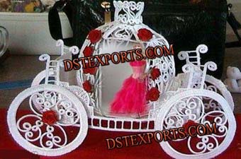Beautiful Bride Cinderella Horse Carriages