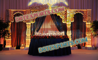 STYLISH WEDDING STAGE SET