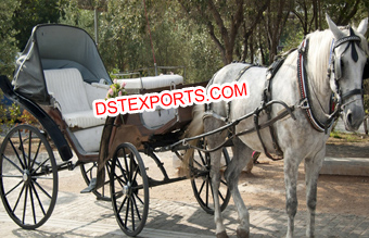 Royal Luxury Wedding Horse Buggy