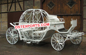 Beautiful White Cinderella Horse Carriages