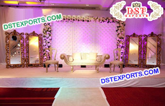 Graceful Asian Wedding Stage Decor