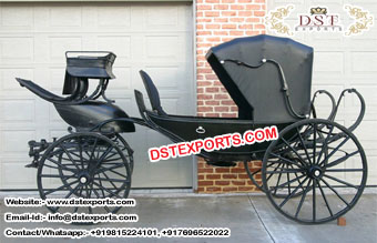 Lincolon Black Horse Drawn Carriage