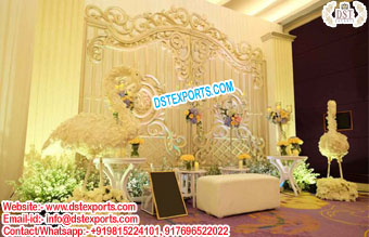 Top Canadian Wedding Event Gate Frame